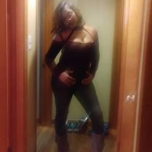 Meet your Posher, Alicia